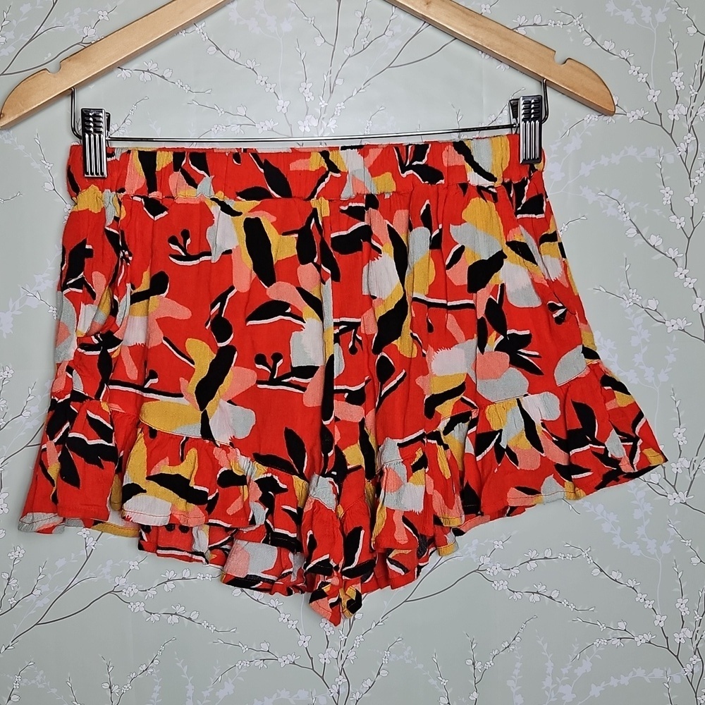 Billabong Women's Floral Shorts Size Small